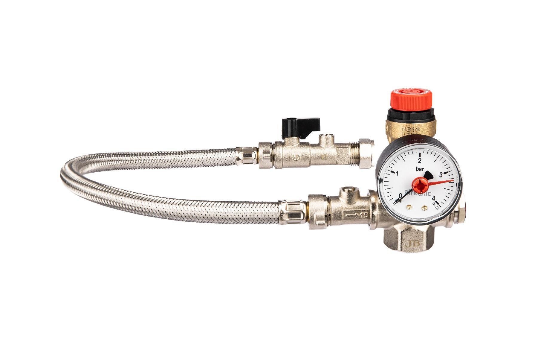 Altecnic Eres 15mm pressure reducing valve with pressure gauge port