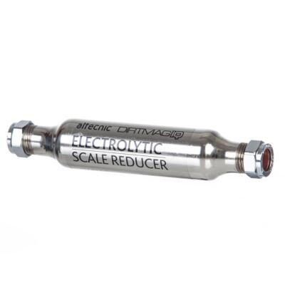 Altecnic 114 series Eres pressure reducing valve with 15mm compression fittings